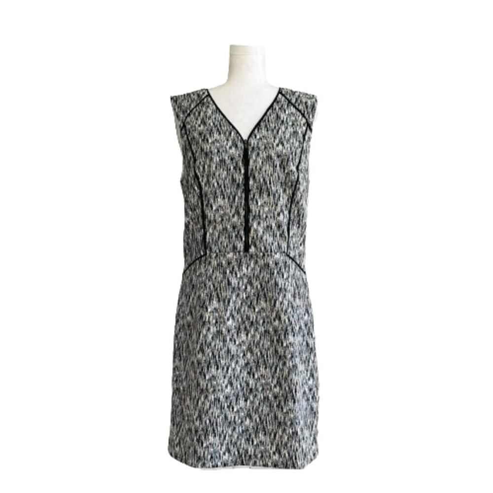 Banana Republic Dress Black White V-Neck Sleeveless Career Sheath Size 14 NEW